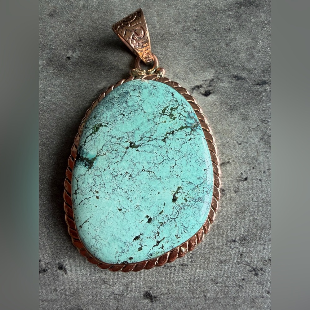 Turquoise Pendant Necklace